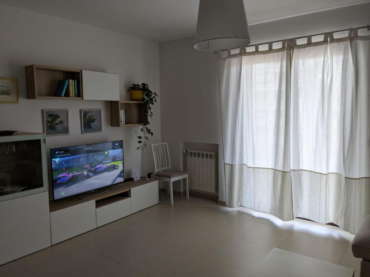 La Casa Dei Due Mari - Large Apartment With Parking تارانتو المظهر الخارجي الصورة